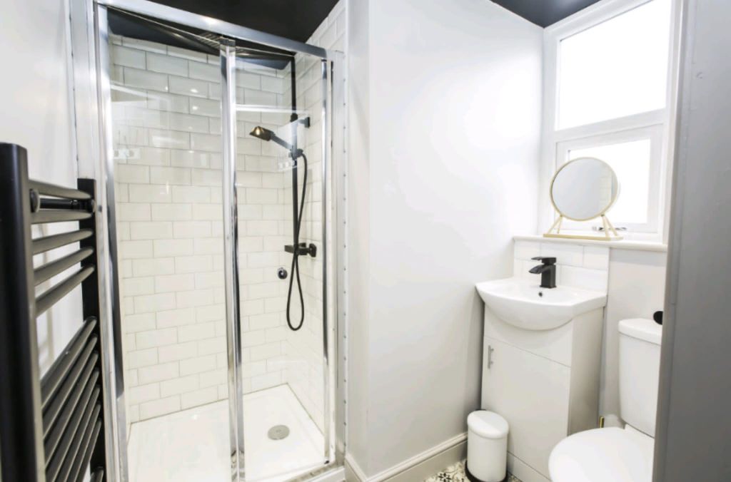 Property photo 3 of 10 Room 4 En-Suite