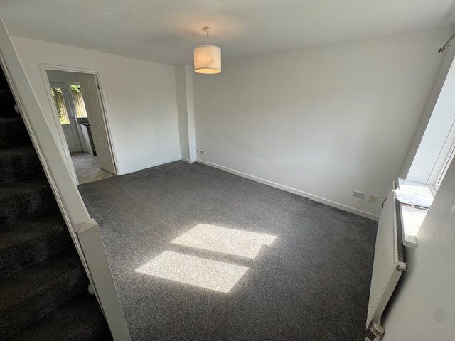 Property photo 3 of 10 Img_2099