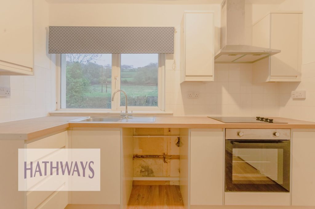 Property photo 3 of 33