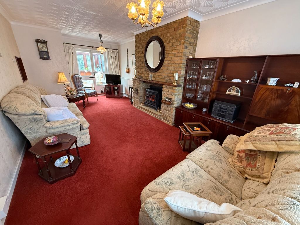 Property photo 2 of 16 5005102