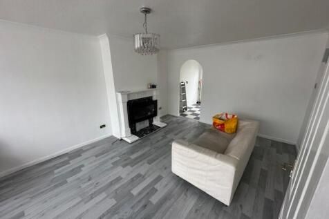 Property photo 3 of 13 83081_Mslr2255_Img_25_0000_Max_476x317