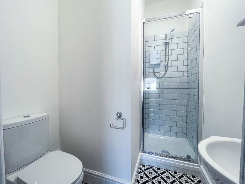 Additional image 8 of Room to rentWelholme Road, Grimsby DN32