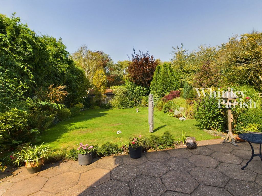 Property photo 3 of 23