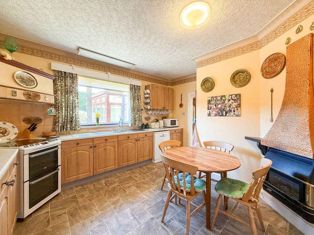 Property photo 1 of 27