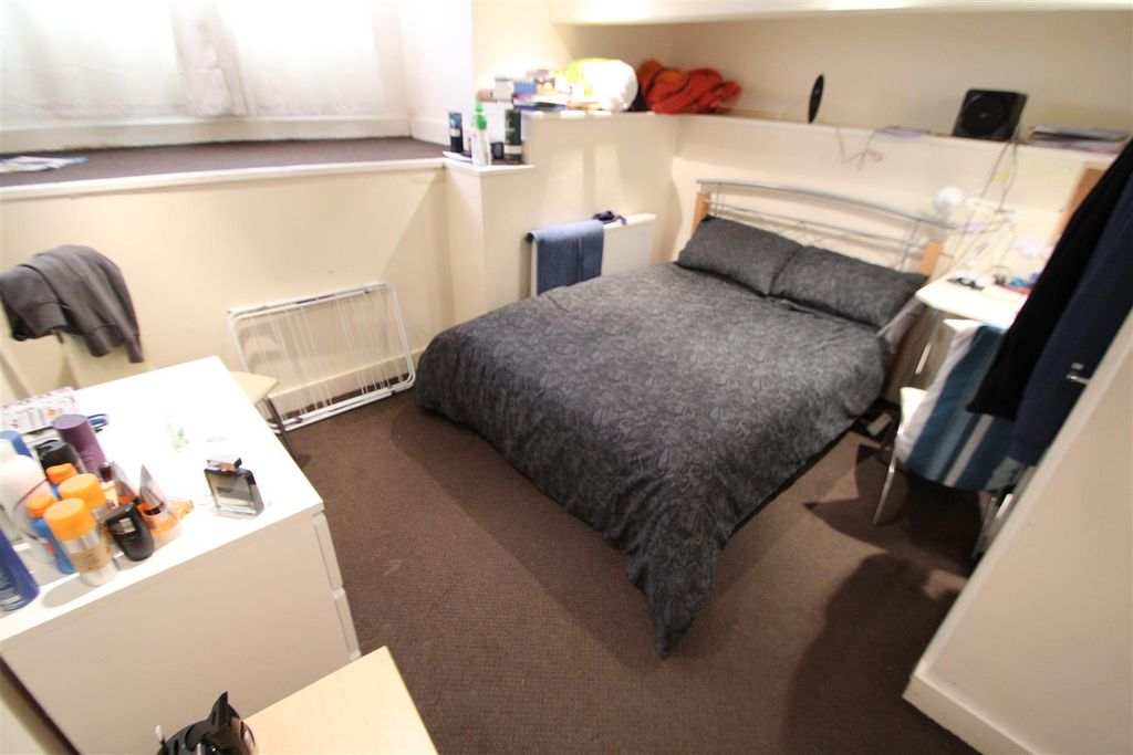 Property photo 1 of 5 Property Photo