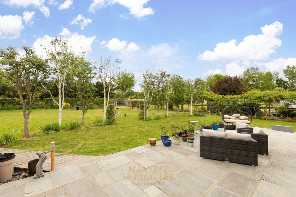 Additional image 22 of 5 bed detached house for saleHare Lane, Lingfield RH7
