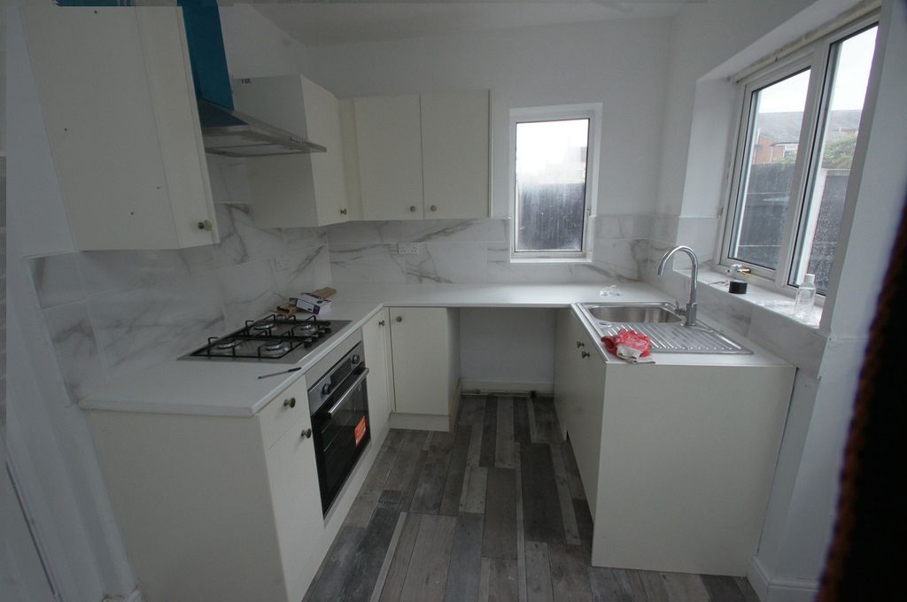 Property photo 2 of 11 Not Specified