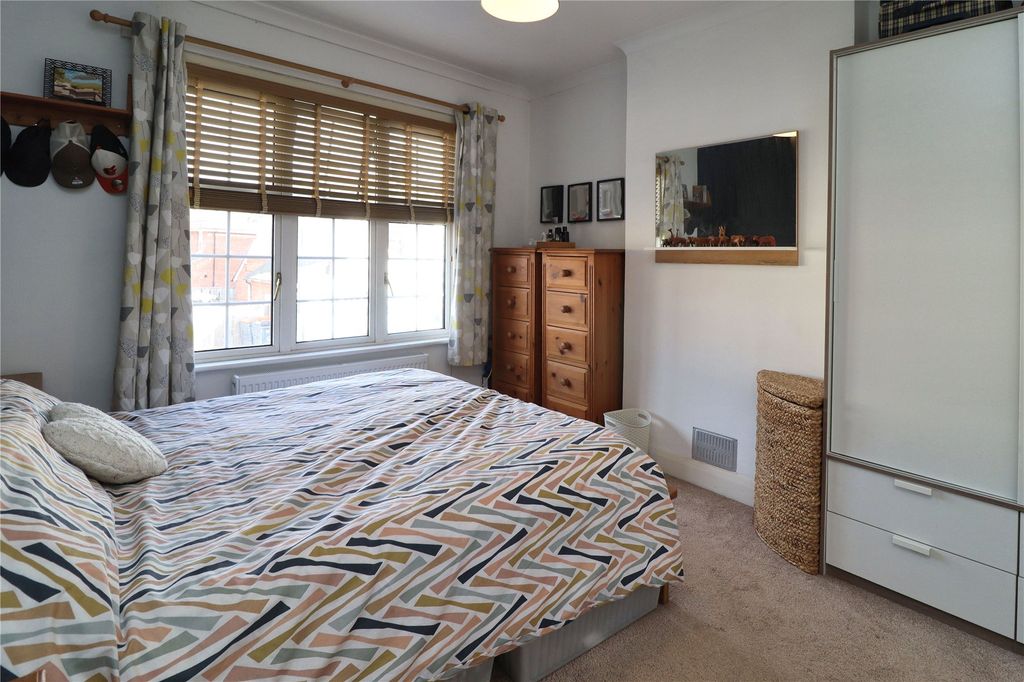 Property photo 3 of 11 Picture No. 14