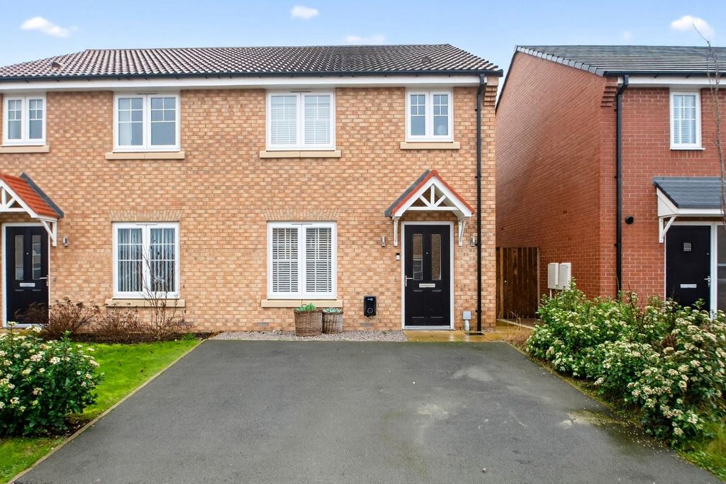 Property photo 1 of 16 16Stablemews-3.Jpg