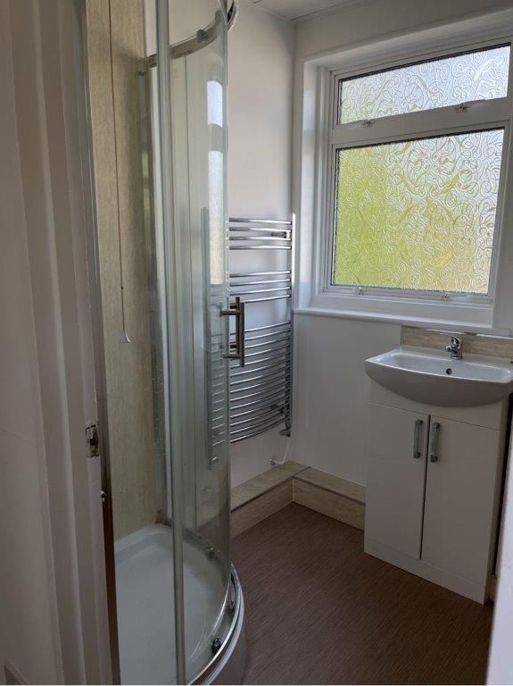 Property photo 2 of 19 Shower Room 1.3.Jpg