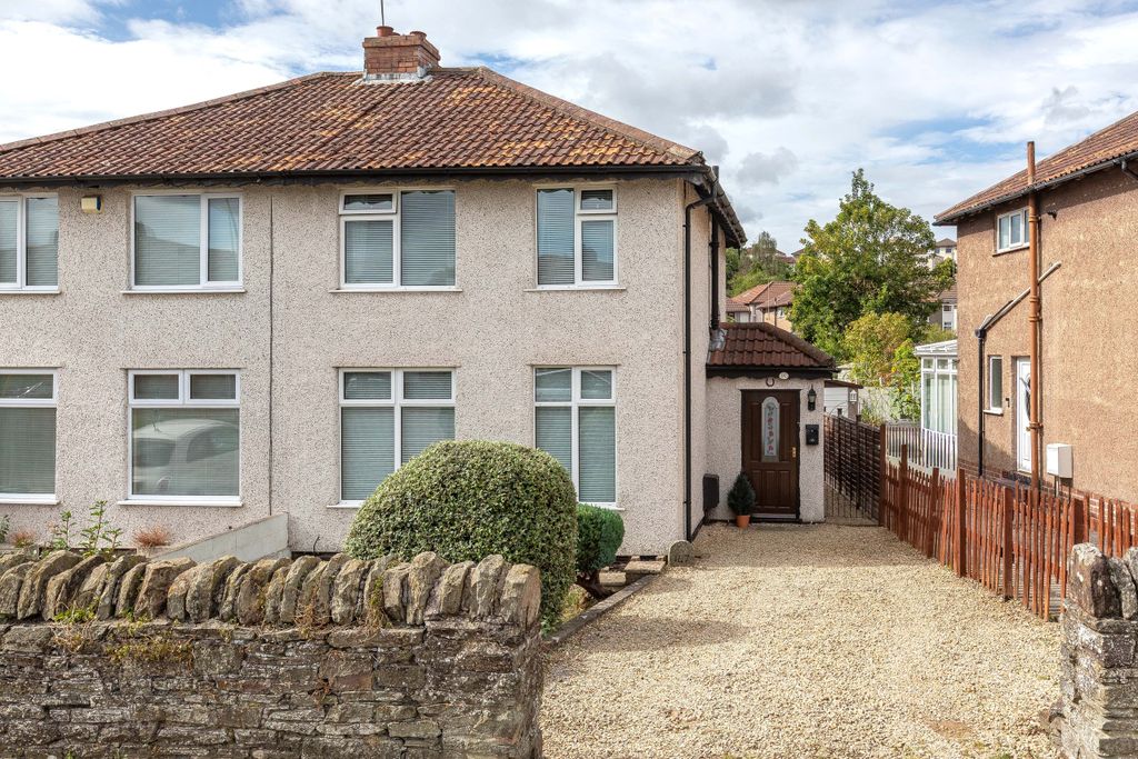 Property photo 1 of 21 1