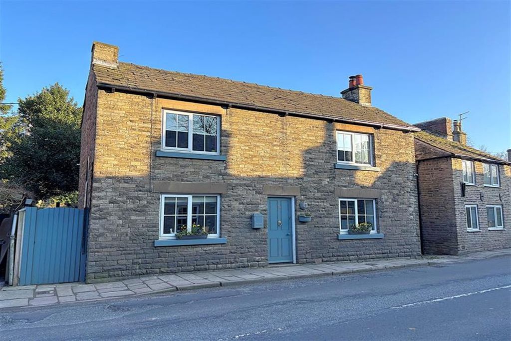 Property photo 1 of 13 (Main)