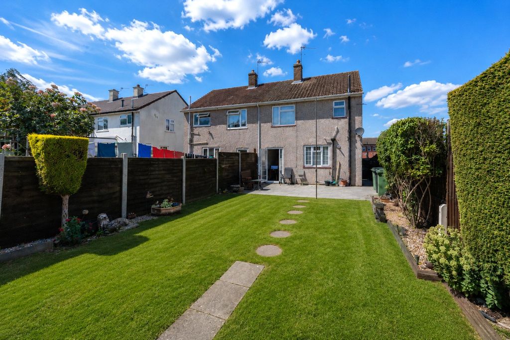 Property photo 2 of 14 Picture No. 02
