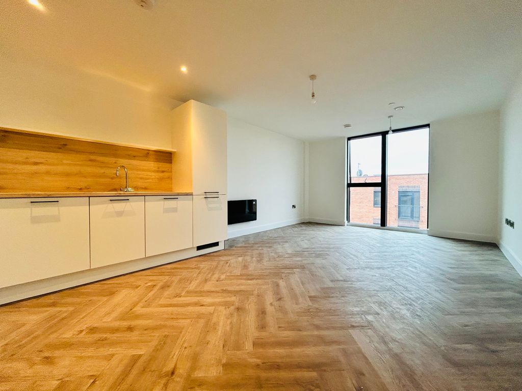 Property photo 2 of 5 Living Room