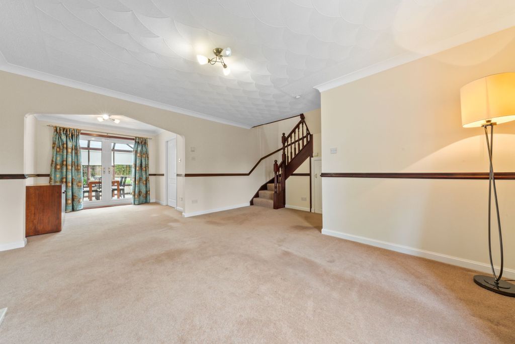 Property photo 2 of 29