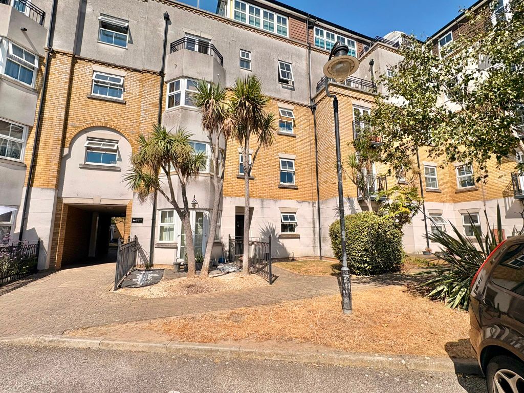 Property photo 1 of 9