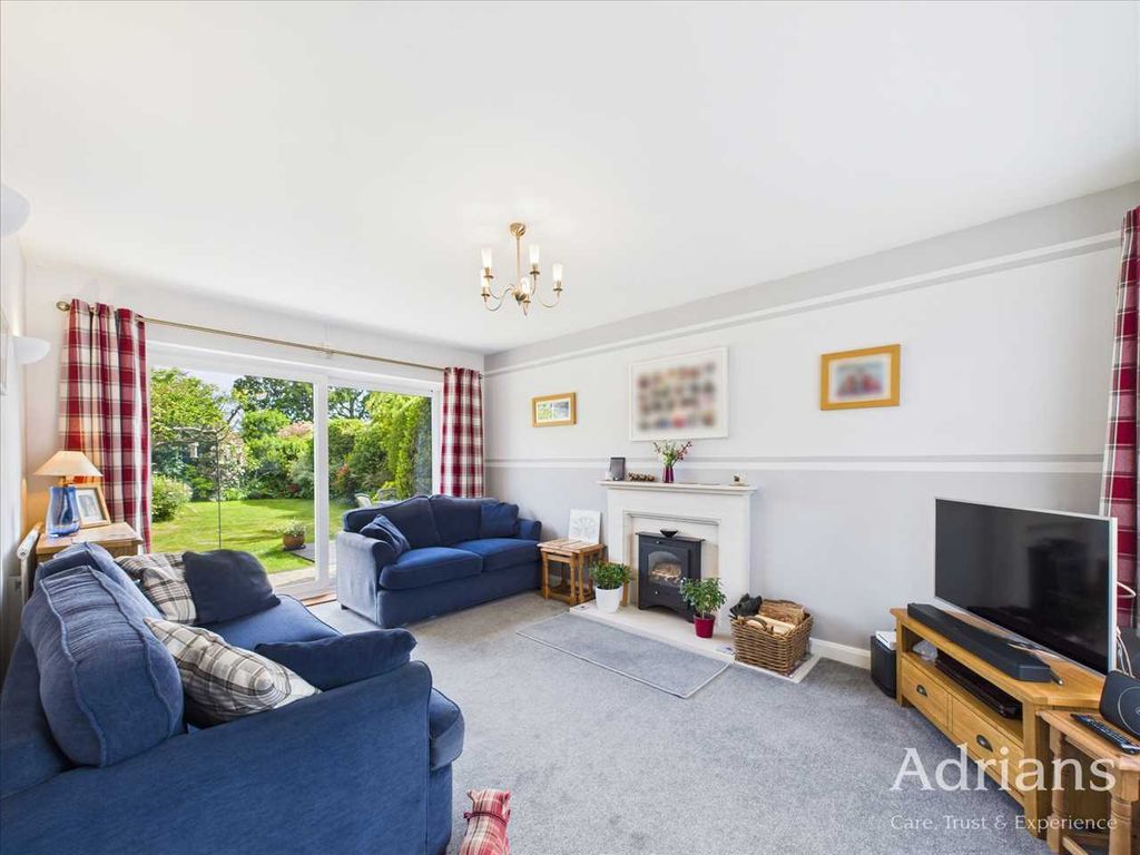 Property photo 3 of 24