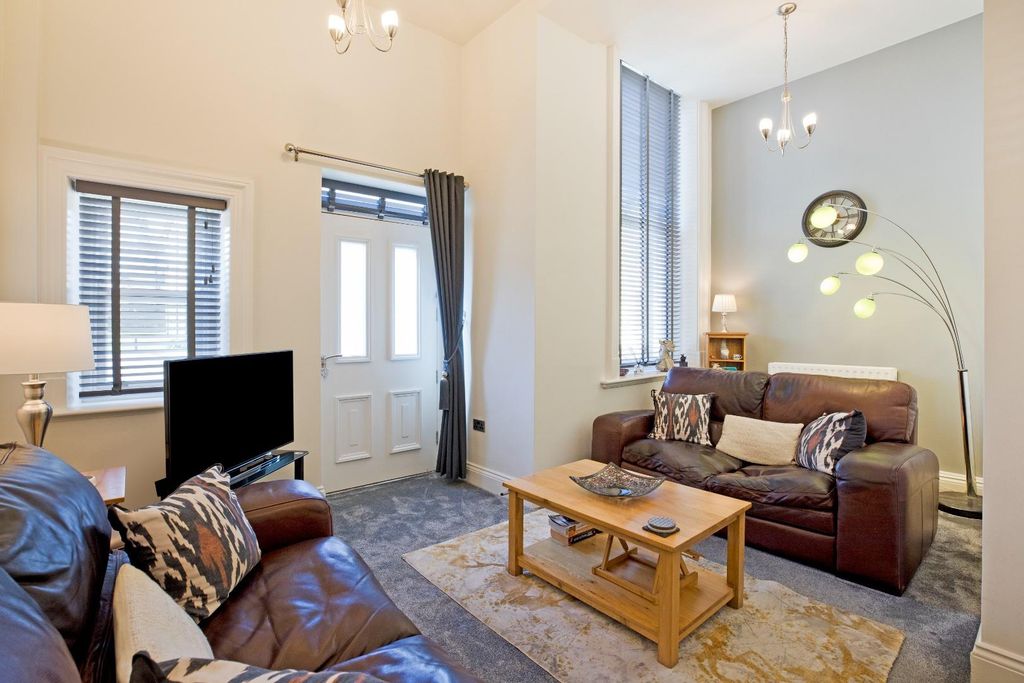 Property photo 3 of 17 Img_1308.Jpg