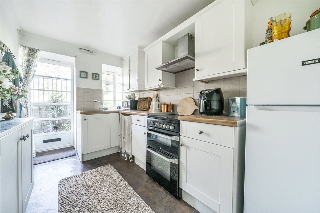 Property photo 3 of 20 Img