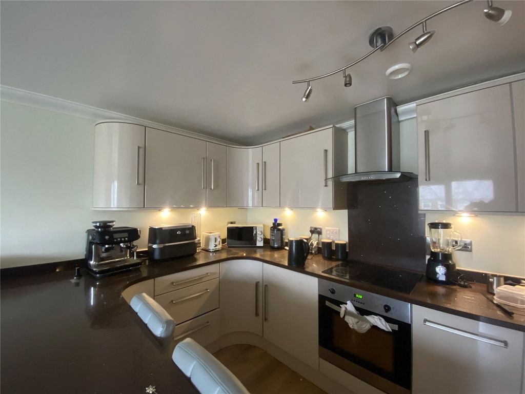Property photo 3 of 7 Picture No. 06