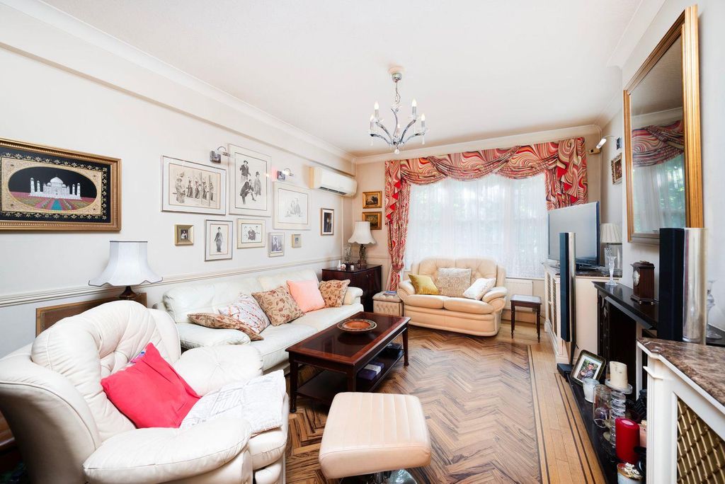 Property photo 1 of 13 1