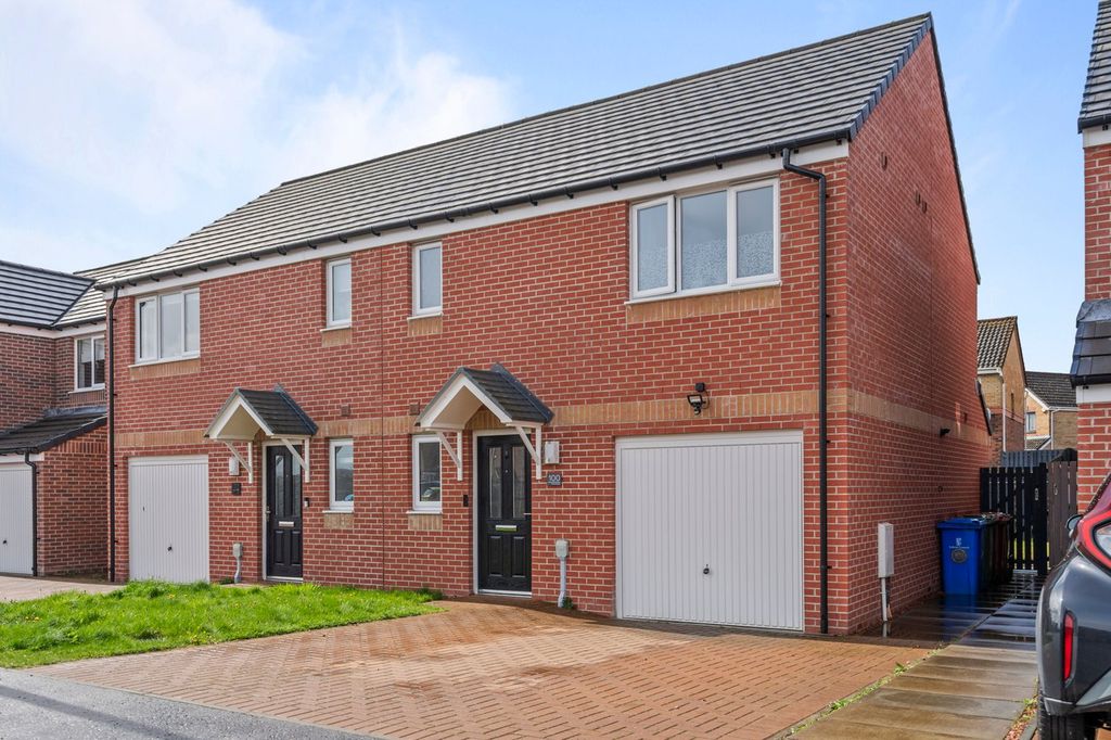 Property photo 1 of 23