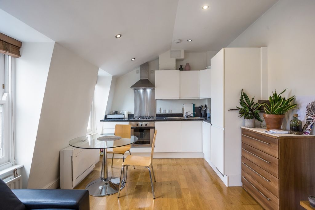 Property photo 3 of 12 Avci House