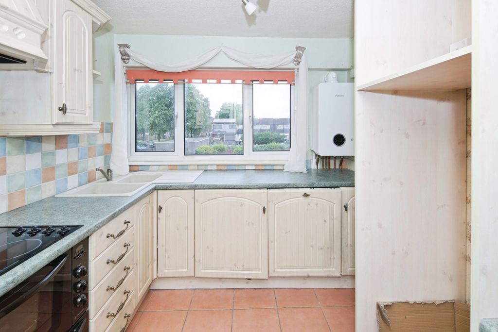 Property photo 3 of 19 Pbox-Img.Jpg