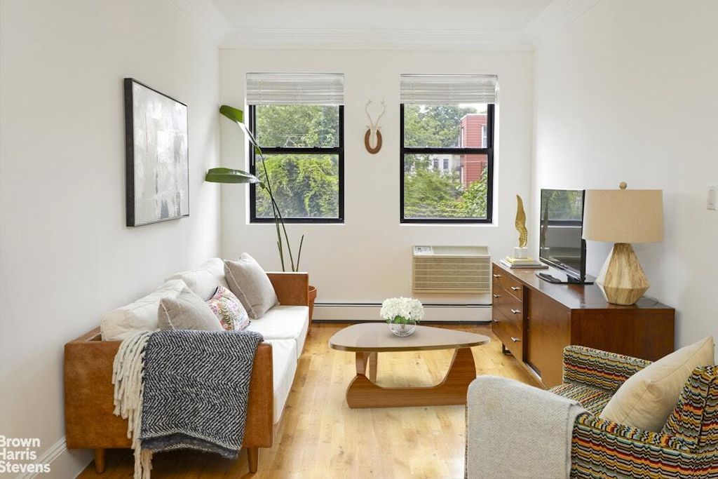 Property photo 2 of 11 <Alttext/>
