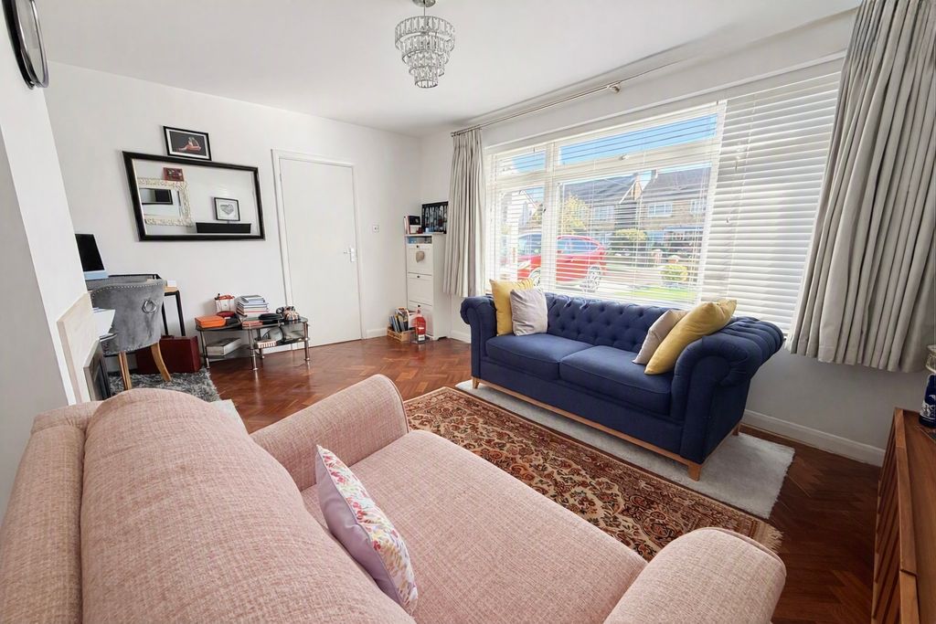 Property photo 3 of 14