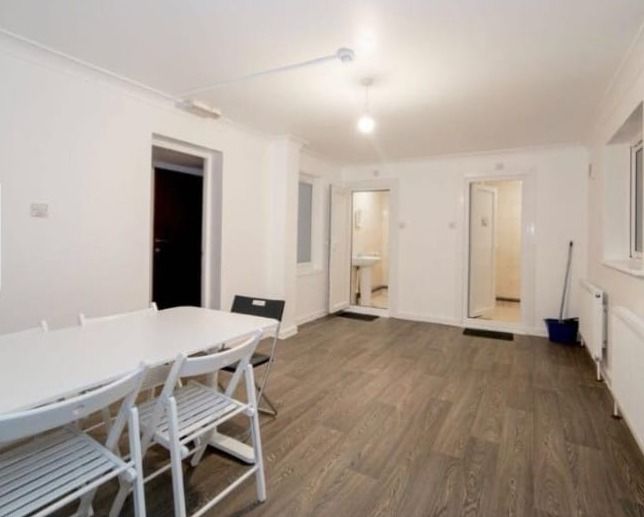 Property photo 2 of 3