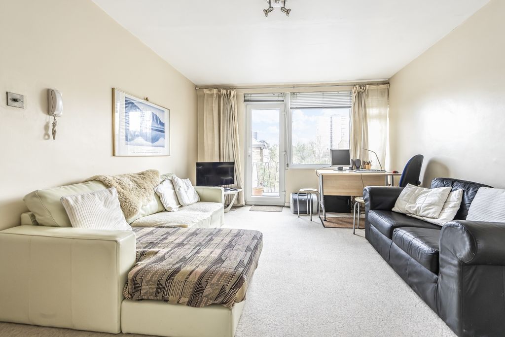 Property photo 3 of 15 572418 (3)