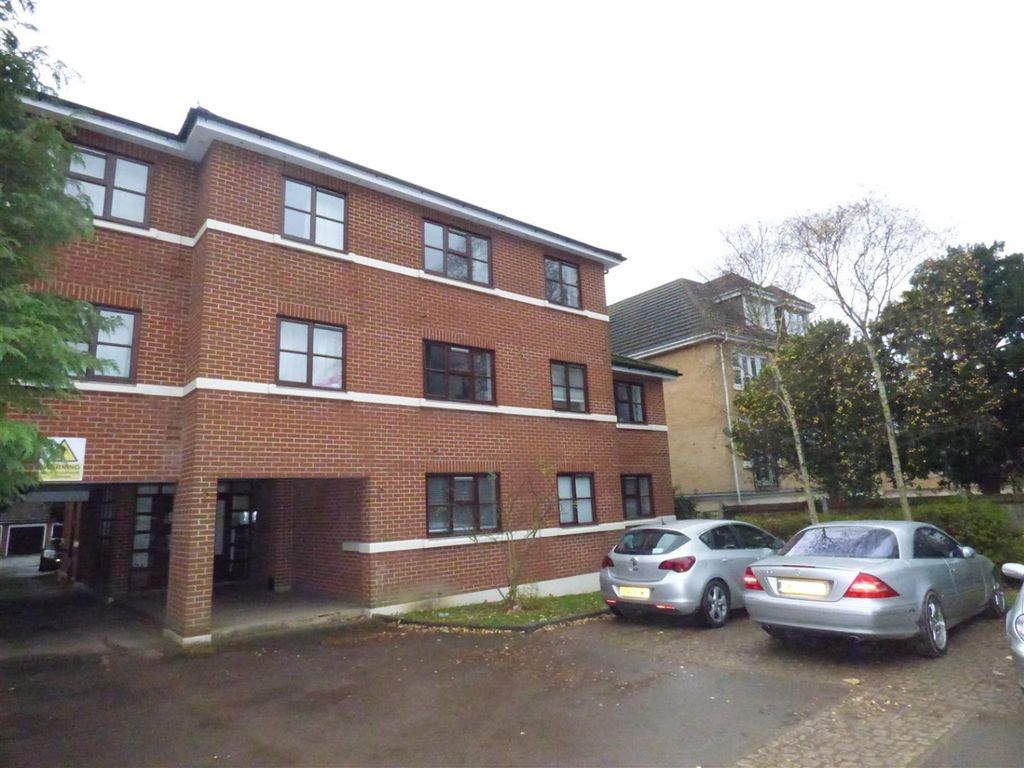Property photo 1 of 8 2746241