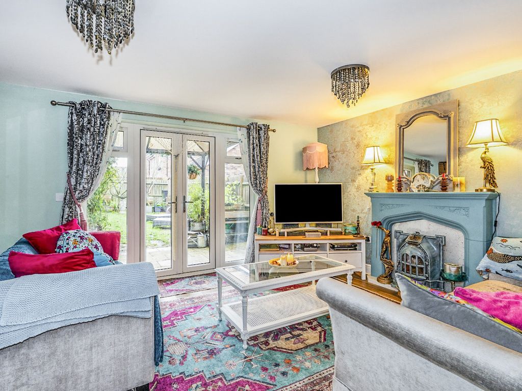 Property photo 3 of 12