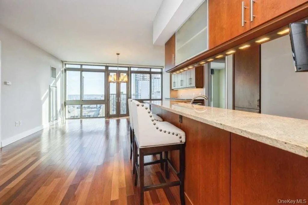 Property photo 2 of 24 <Alttext/>