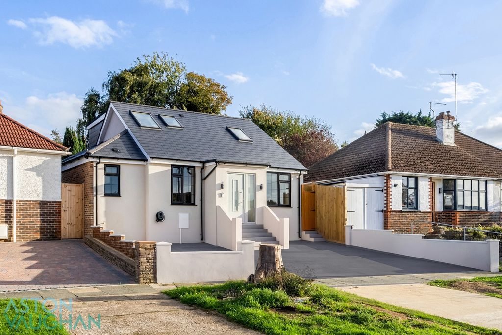 Property photo 1 of 20 5541030