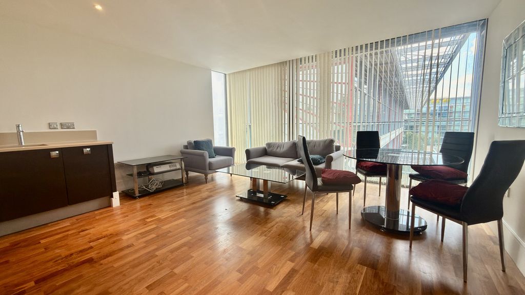 Property photo 2 of 6
