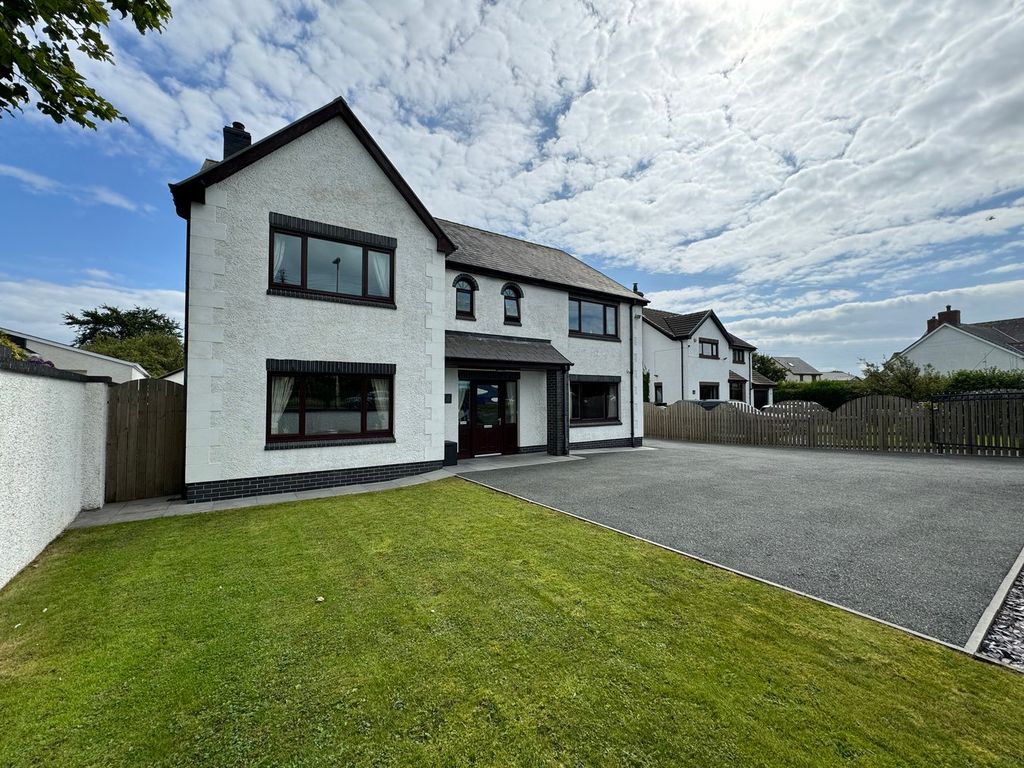 Property photo 1 of 48