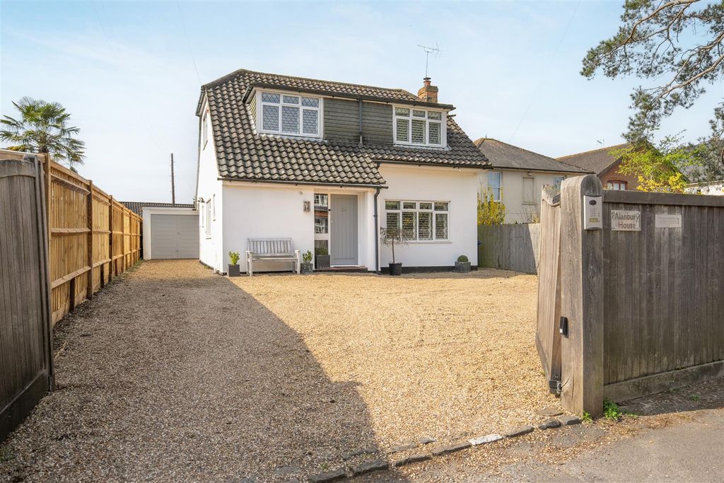 Property photo 1 of 16