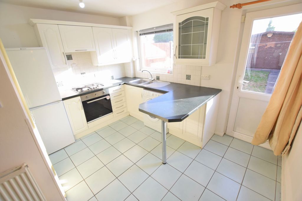 Property photo 2 of 11