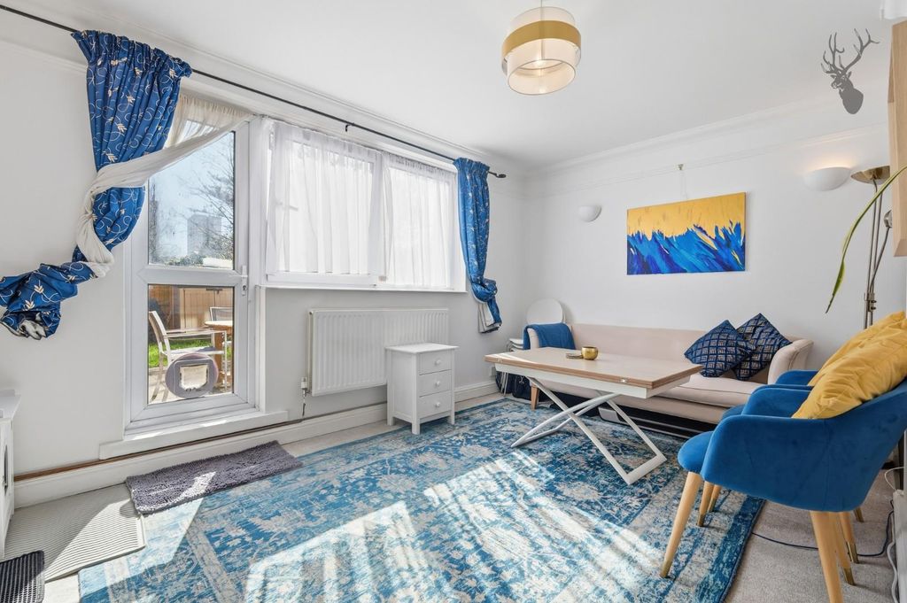 Property photo 3 of 15