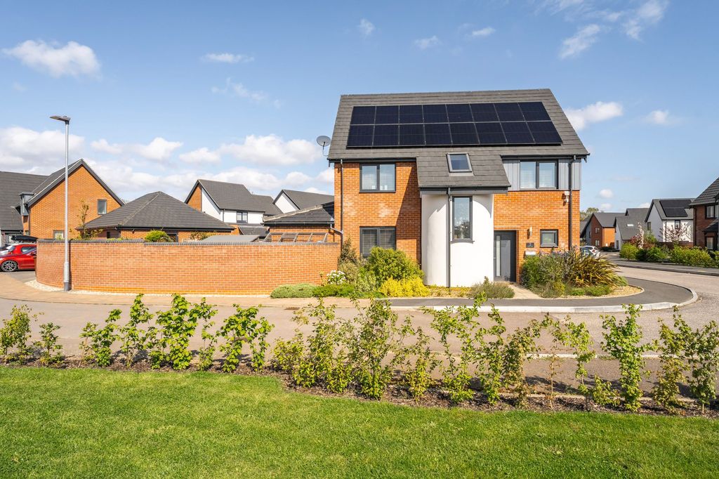 Property photo 1 of 26