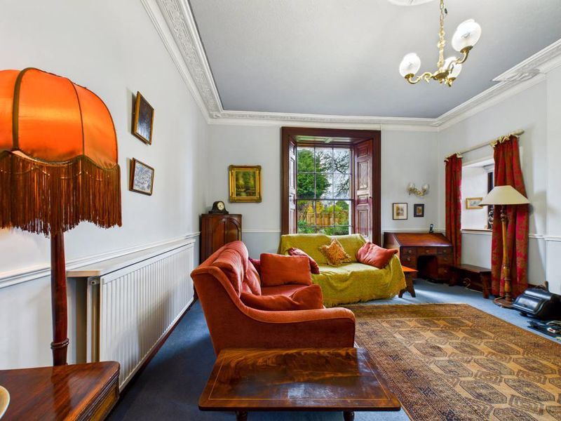 Property photo 3 of 52 Photo 19