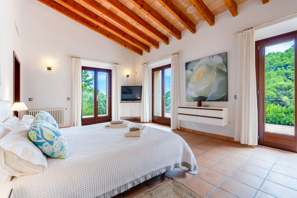 Property photo 3 of 19 Nicolas Salamanca Cala Deia 50947 Web 001-Min.Jpg