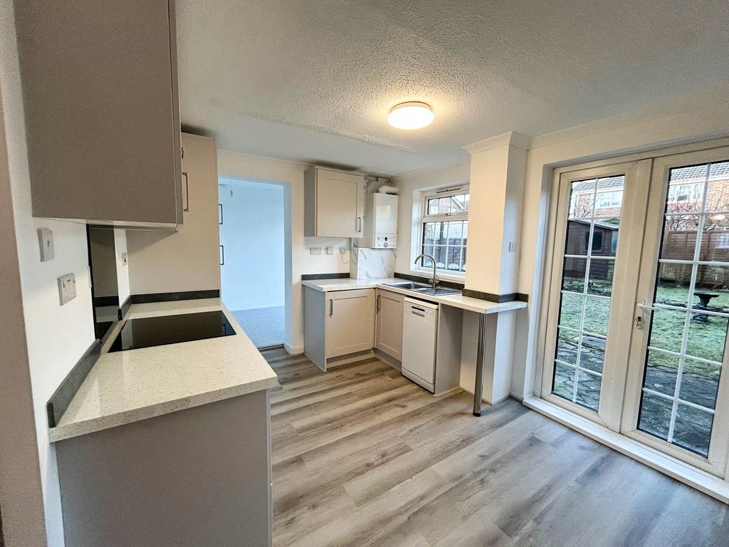 Property photo 2 of 13