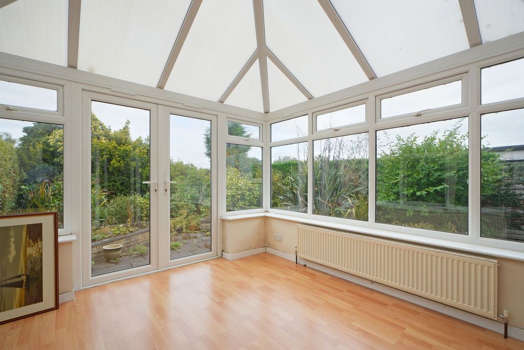 Property photo 3 of 25 Garden Room