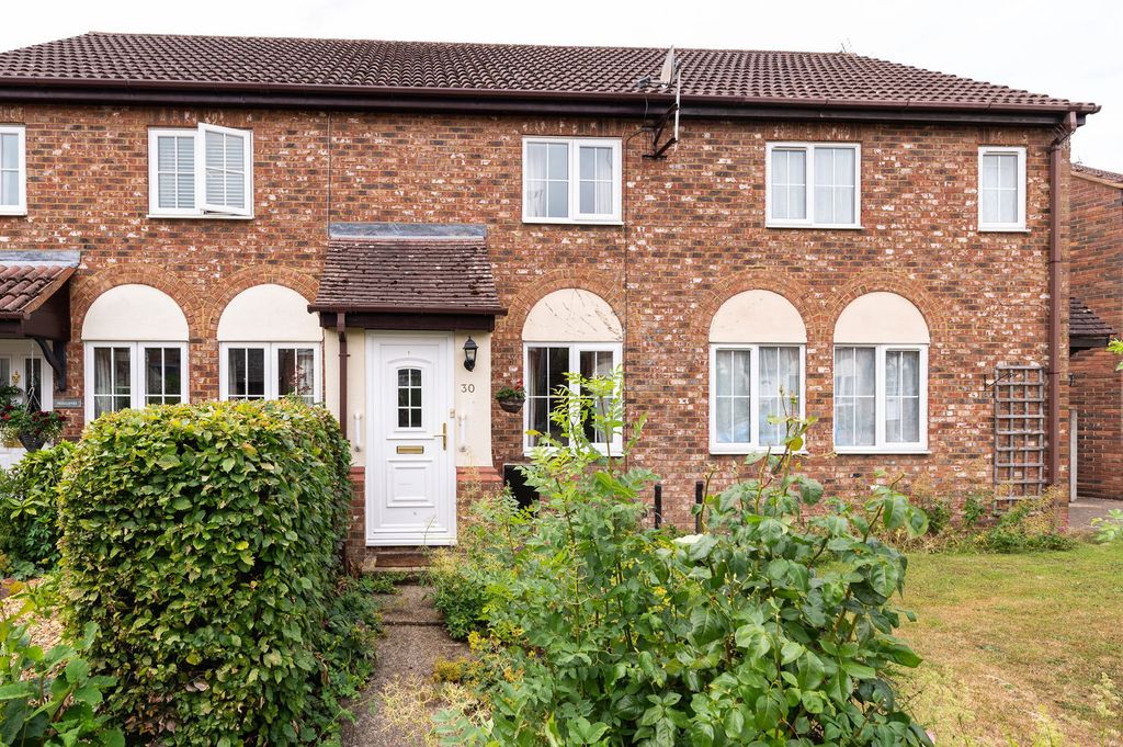 Property photo 1 of 27