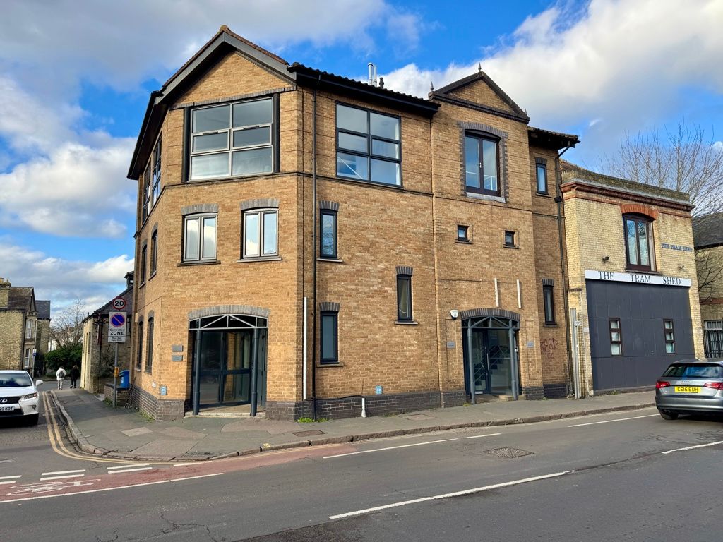 Property photo 1 of 13 Photo 12