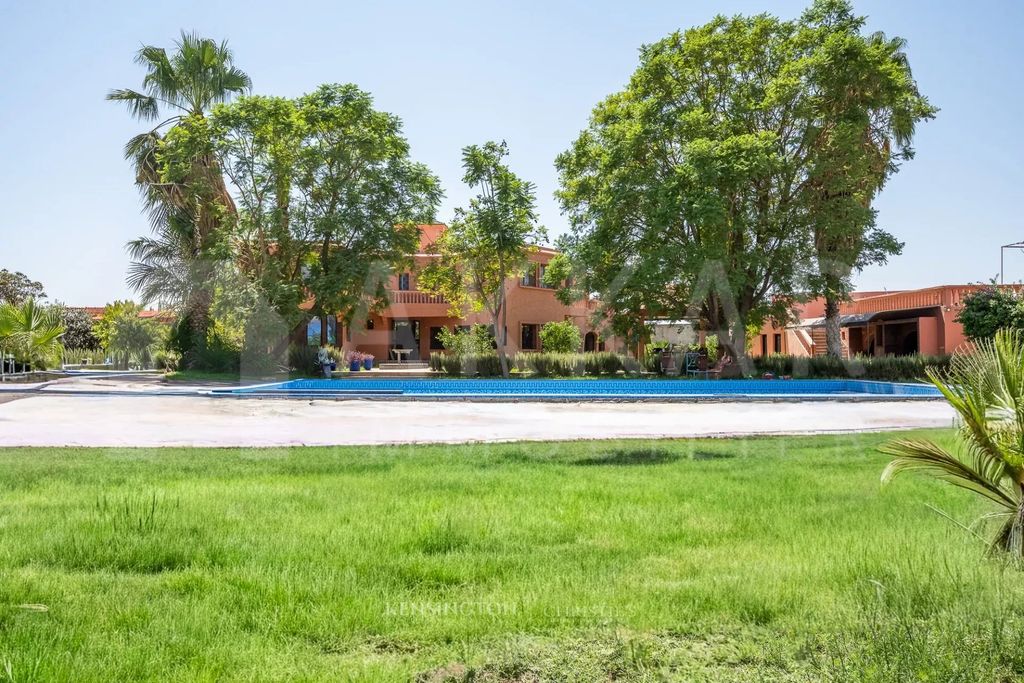 Property photo 1 of 27