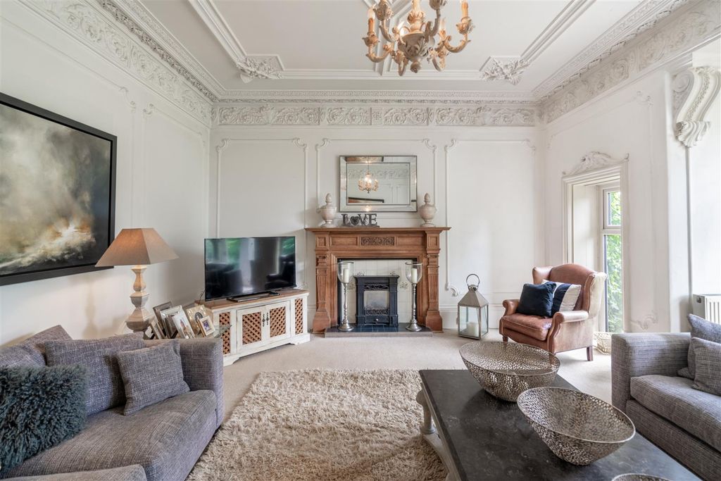 Property photo 2 of 17 _A7R9812-Hdr.Jpg